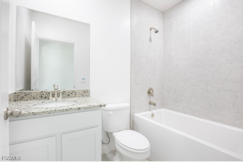 4 Bed SingleFamilyResidence for Sale in Cape Coral, photo 9
