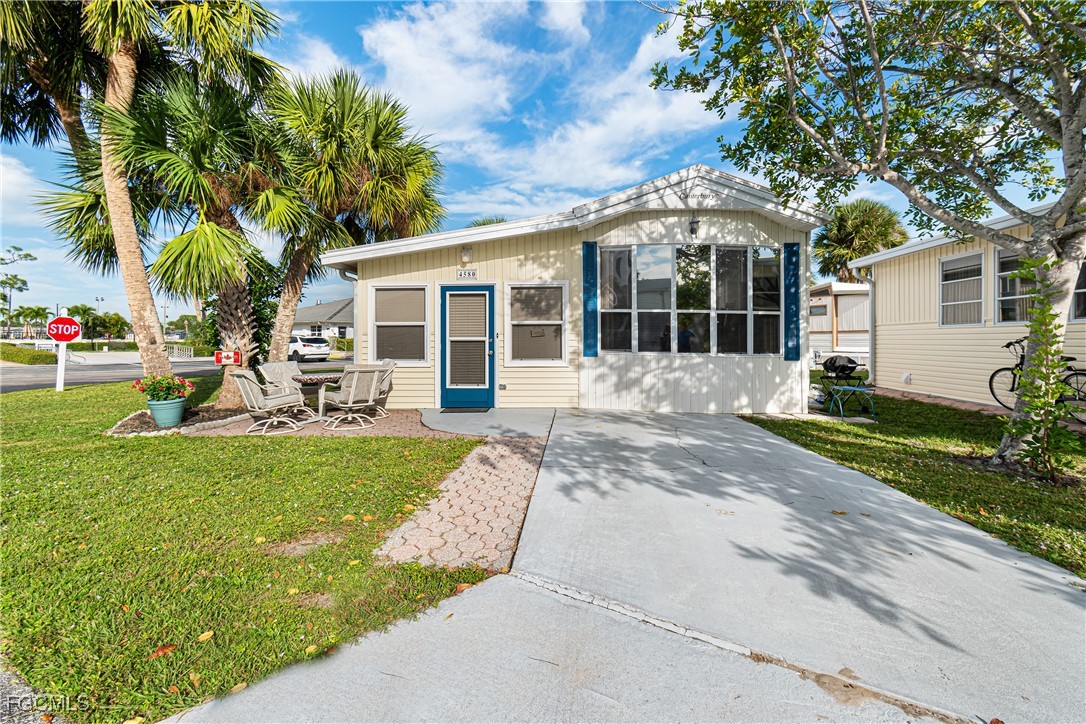 1 Bed ManufacturedHome for Sale in Estero, photo 9