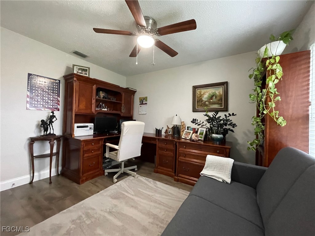 3 Bed Pool Home for Sale in Lehigh Acres, photo 9