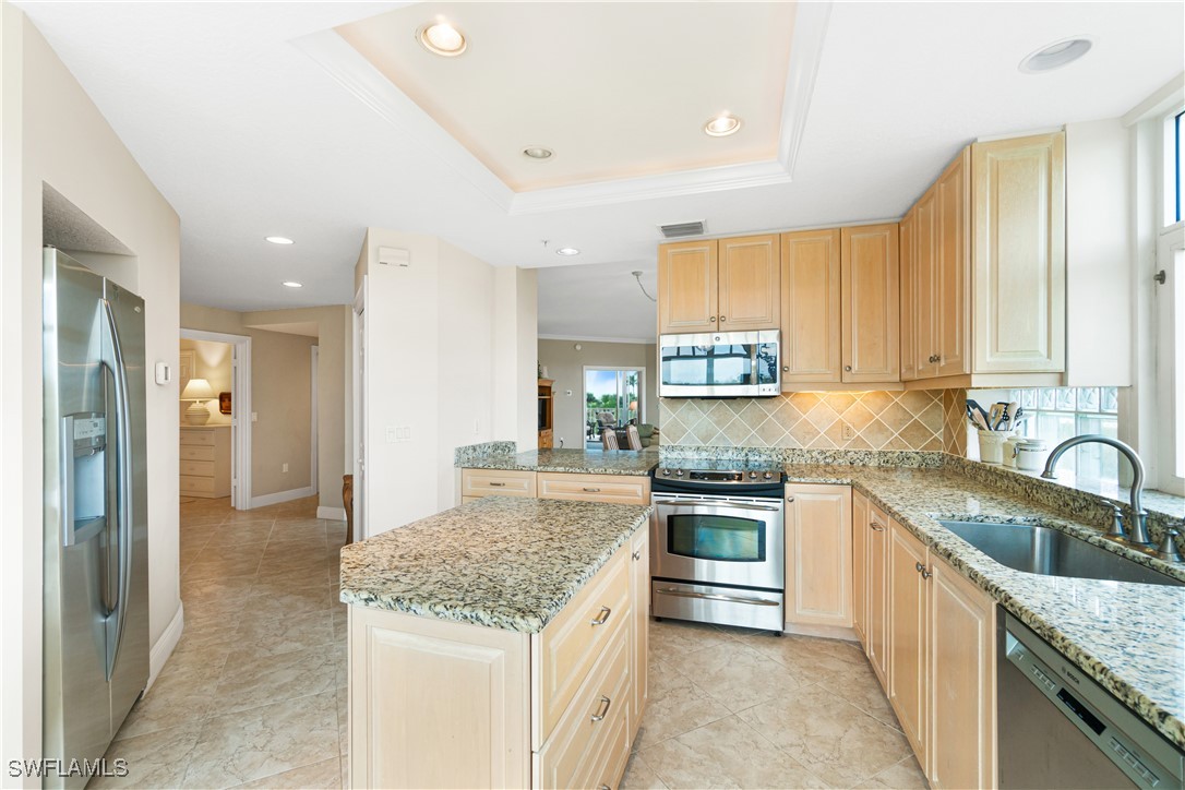 3 Bed Waterfront Home for Sale in Barefoot Beach Club, photo 9