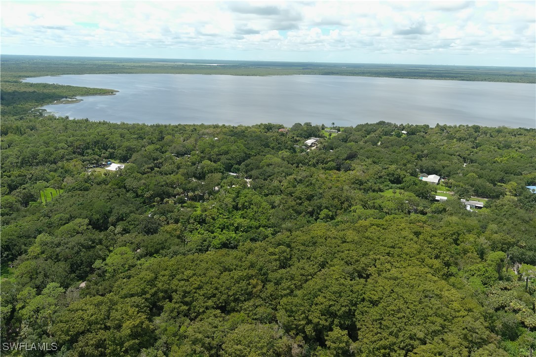 Residential for Sale in Acreage Header, photo 9