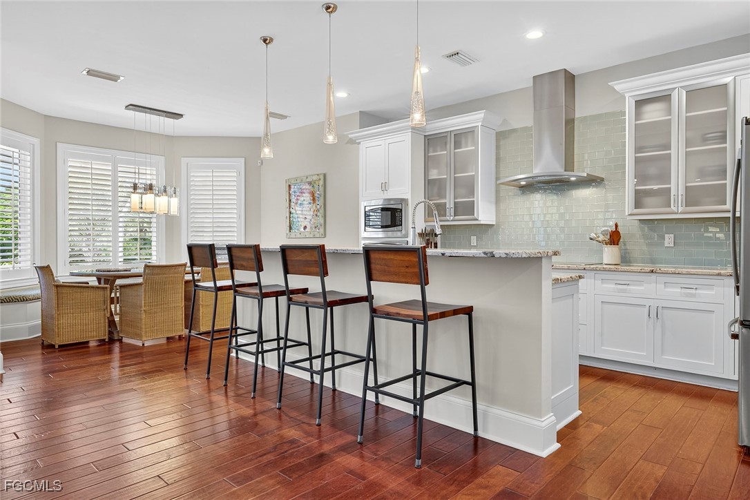 4 Bed Pool Home for Sale in Sanibel, photo 9