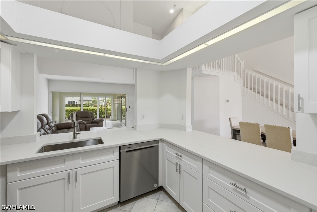 3 Bed Townhouse for Sale in Estero, photo 9