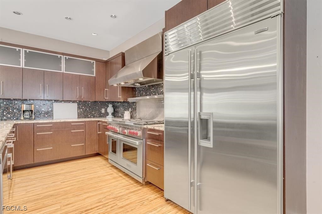 3 Bed Pool Home for Sale in Castaway Estates, photo 9