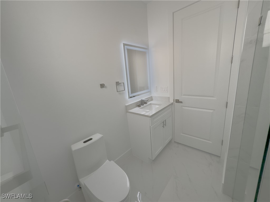 4 Bed SingleFamilyResidence for Sale in Lehigh Acres, photo 9
