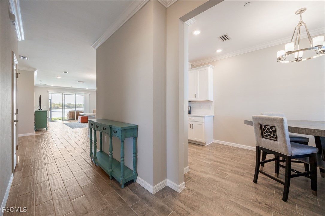 2 Bed Waterfront Home for Sale in Fort Myers, photo 9