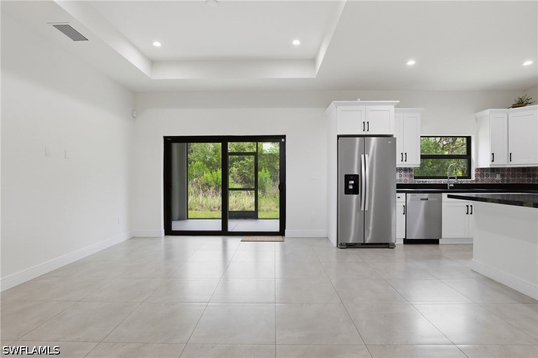 3 Bed SingleFamilyResidence for Sale in Naples, photo 9