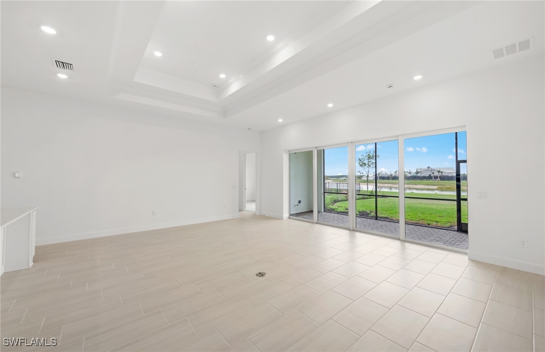 3 Bed Waterfront Home for Sale in Terrawalk, photo 9