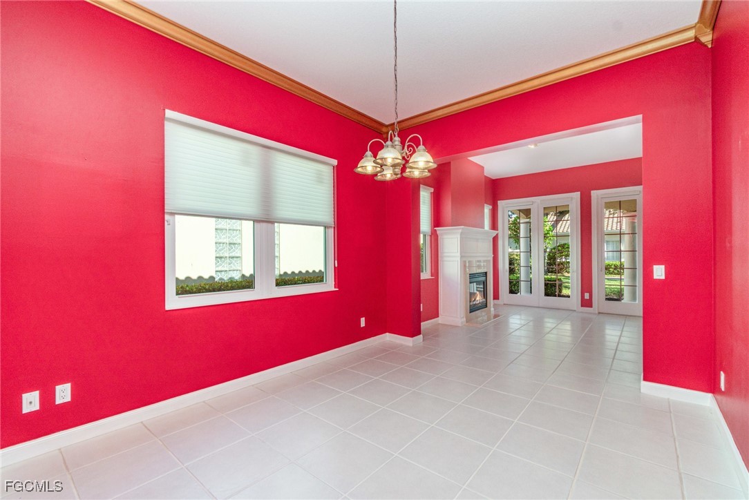 4 Bed Pool Home for Sale in Island Walk, photo 9