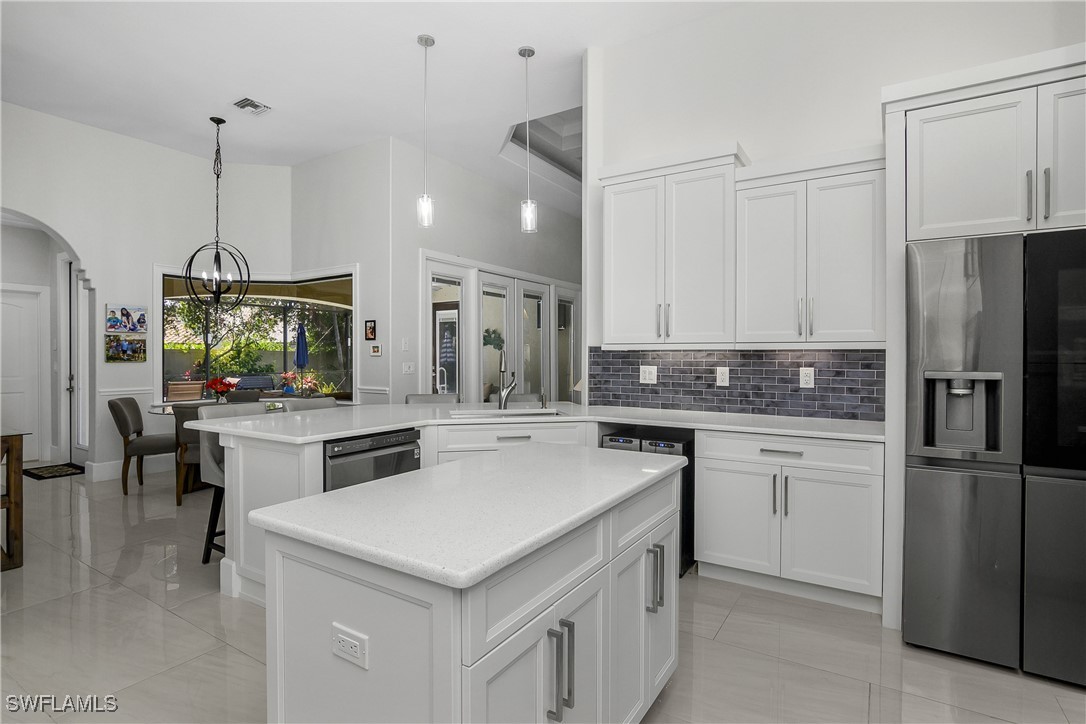 3 Bed Pool Home for Sale in Veridian, photo 9