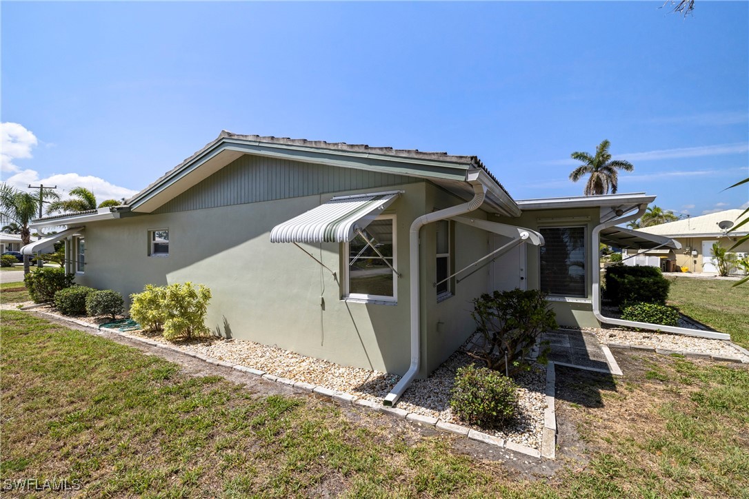 2 Bed Waterfront Home for Sale in Punta Gorda, photo 9