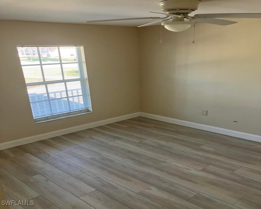 3 Bed SingleFamilyResidence for Sale in Spring Lakes, photo 9