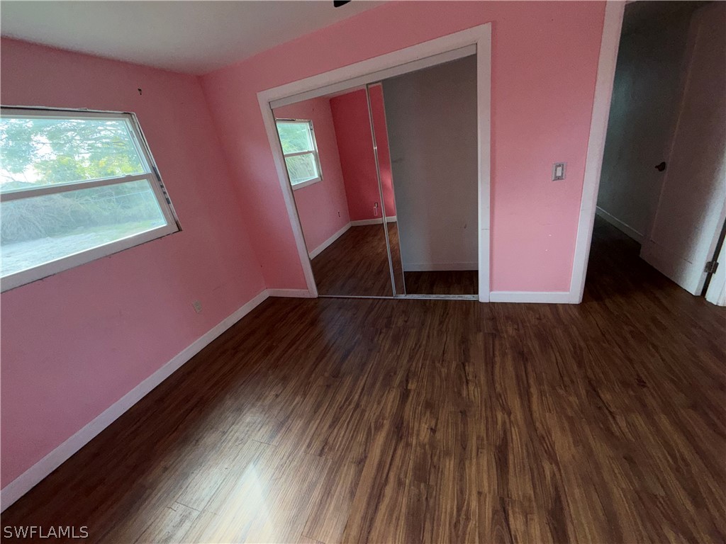 2 Bed SingleFamilyResidence for Sale in Naples, photo 9