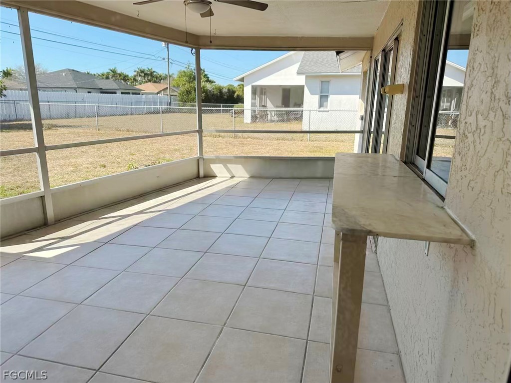 3 Bed SingleFamilyResidence for Sale in Cape Coral, photo 9