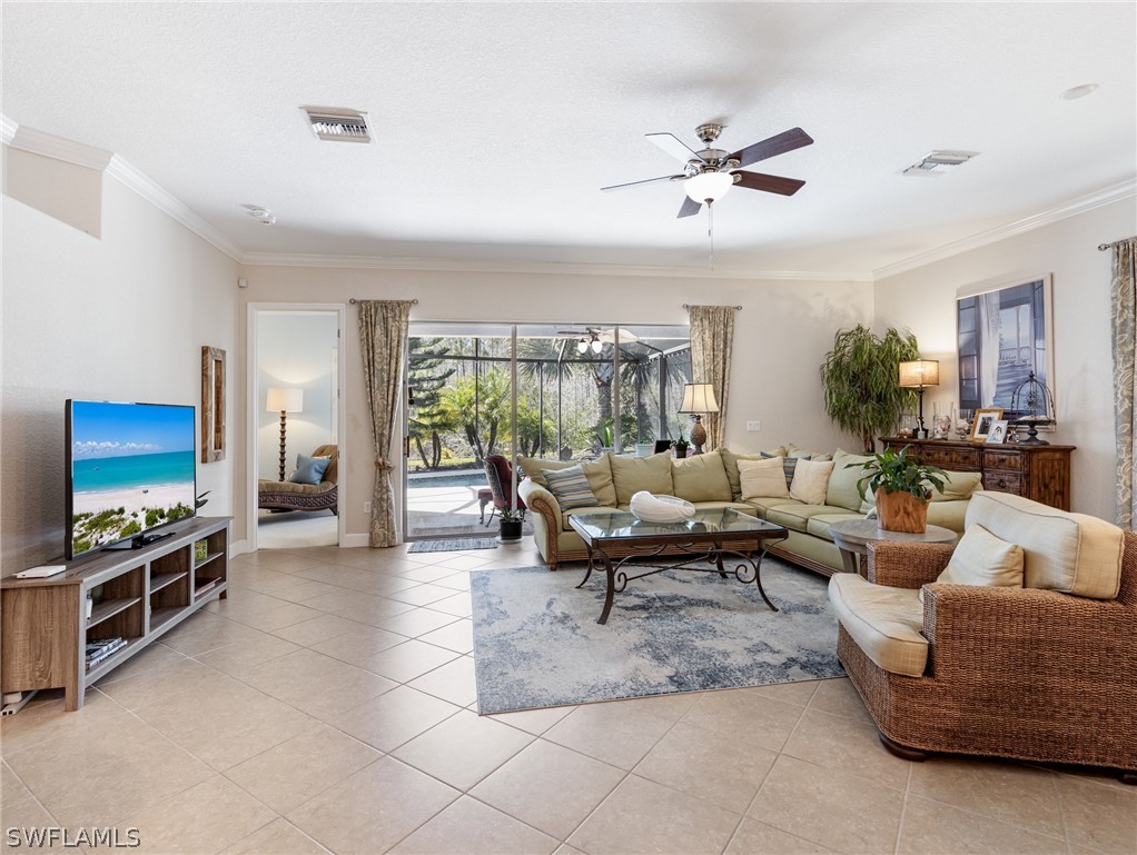 4 Bed Pool Home for Sale in Bella Terra, photo 9