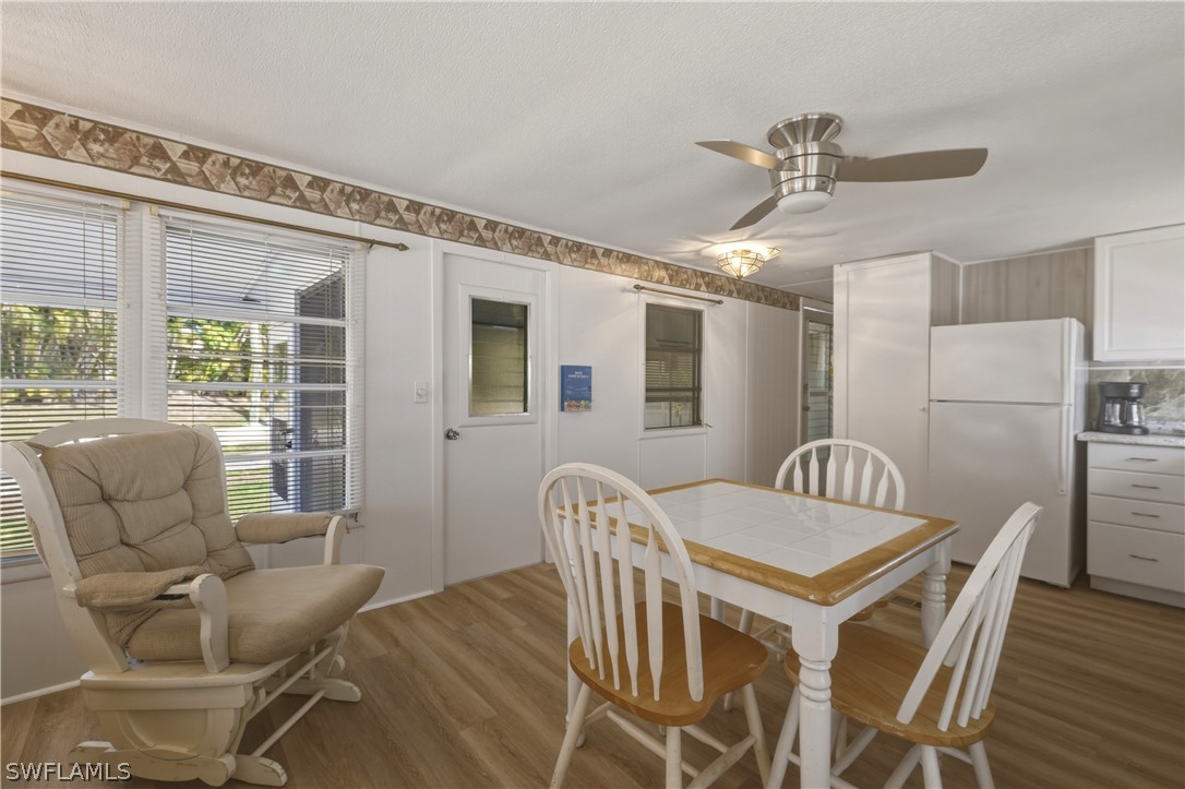 2 Bed ManufacturedHome for Sale in Estero, photo 9