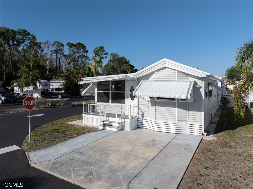 1 Bed ManufacturedHome for Sale in North Fort Myers, photo 9