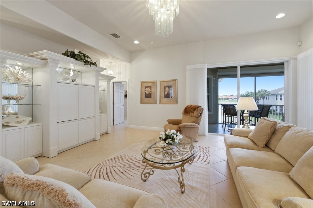 3 Bed Condominium for Sale in Juliana Village, photo 9