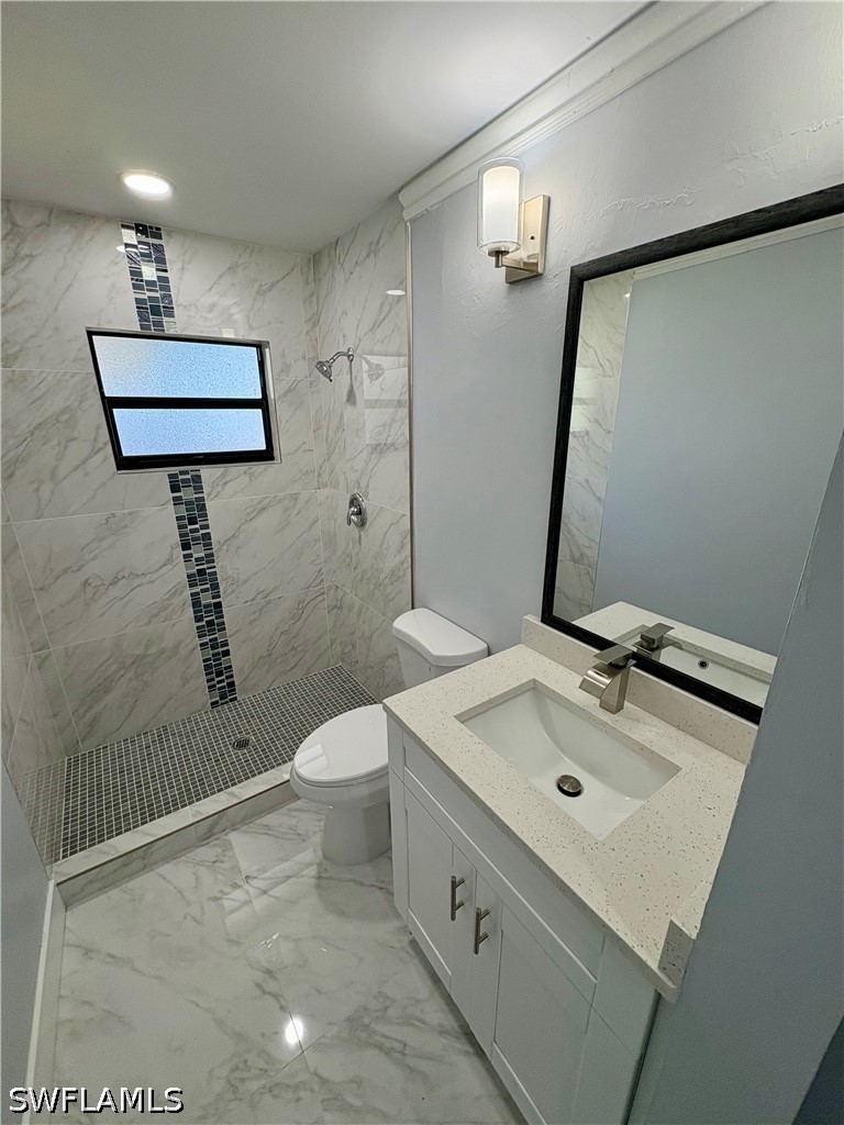 4 Bed SingleFamilyResidence for Sale in Naples, photo 9