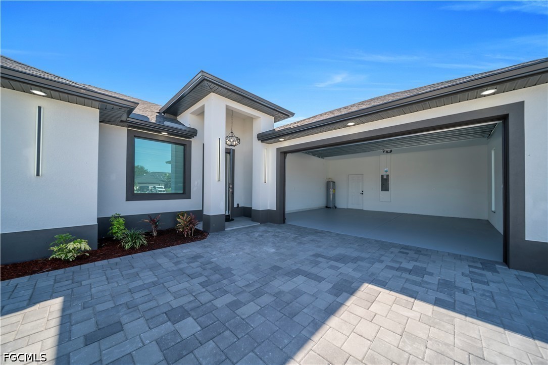 3 Bed SingleFamilyResidence for Sale in Cape Coral, photo 9