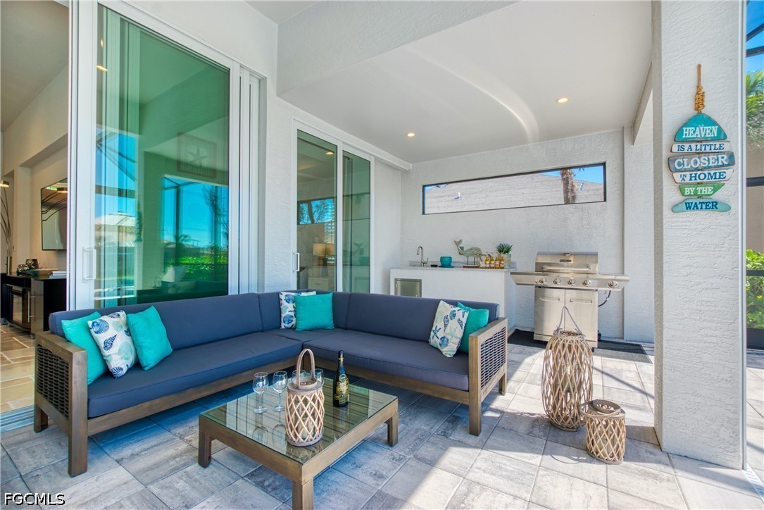 3 Bed Pool Home for Sale in Cape Coral, photo 9