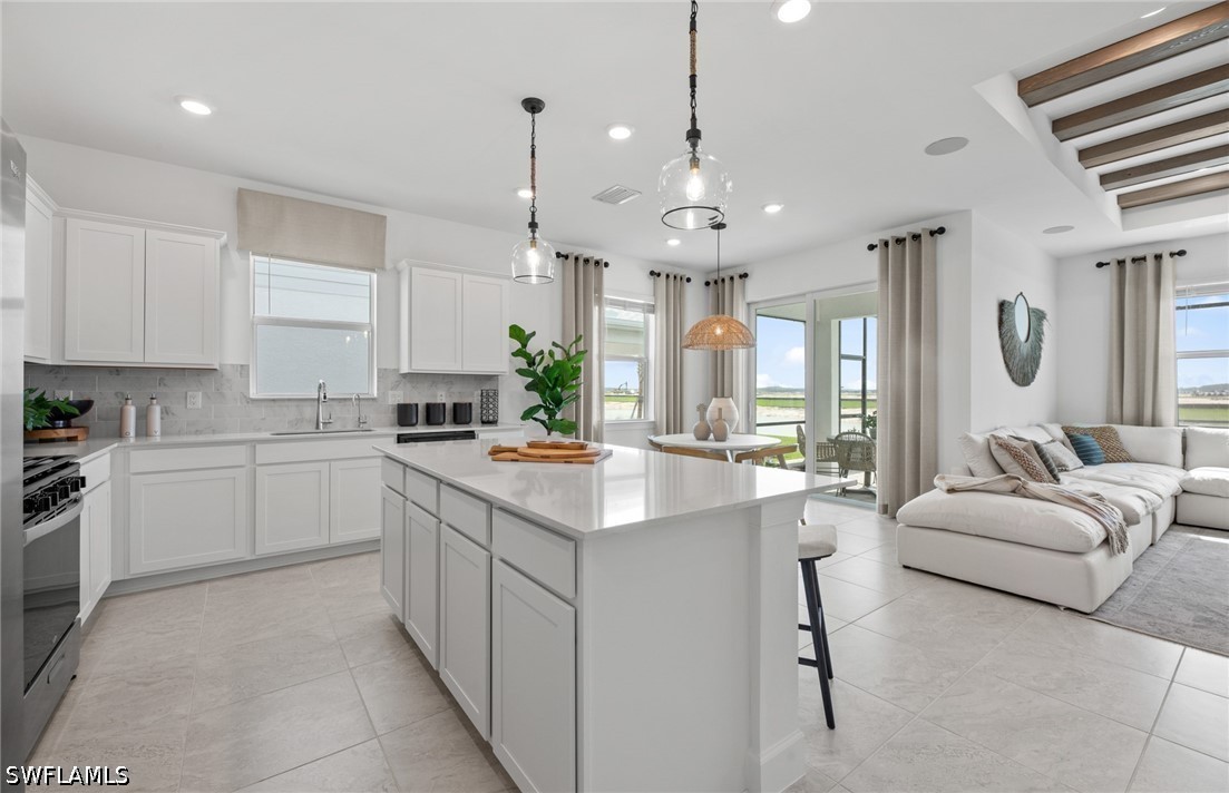 4 Bed SingleFamilyResidence for Sale in Whispering Lakes, photo 9