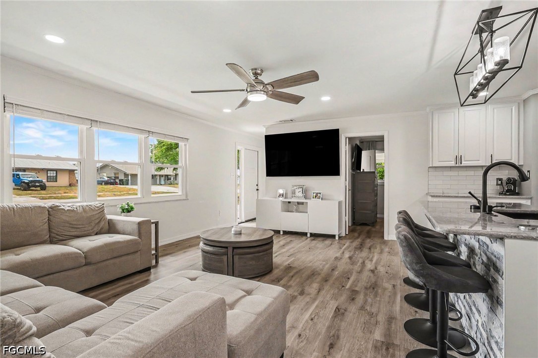 3 Bed SingleFamilyResidence for Sale in Clewiston, photo 9
