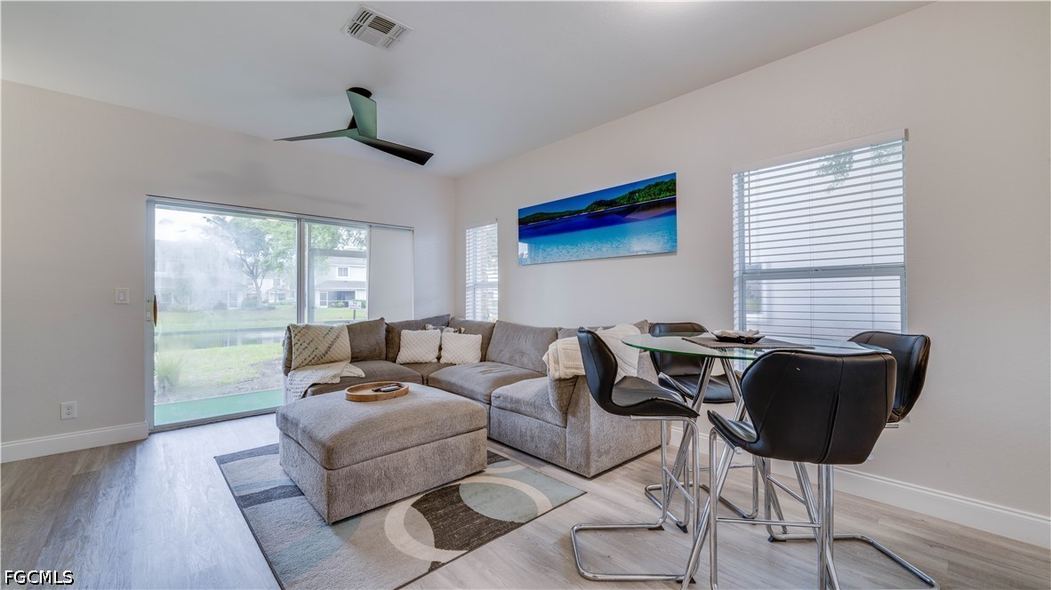 2 Bed Waterfront Home for Sale in Fort Myers, photo 9