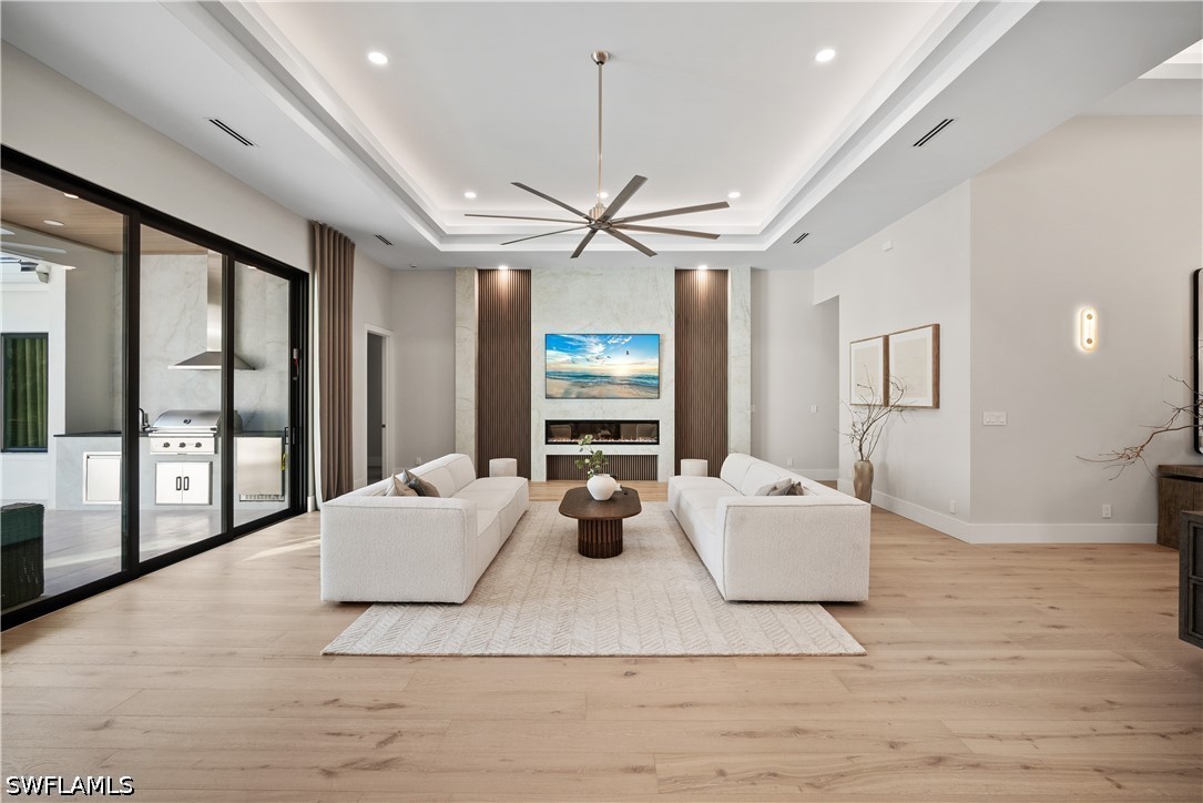 5 Bed Pool Home for Sale in Naples, photo 9