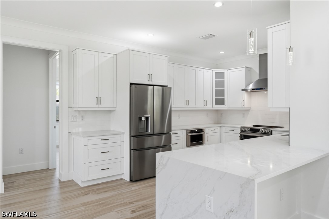 3 Bed Pool Home for Sale in Marco Beach, photo 9
