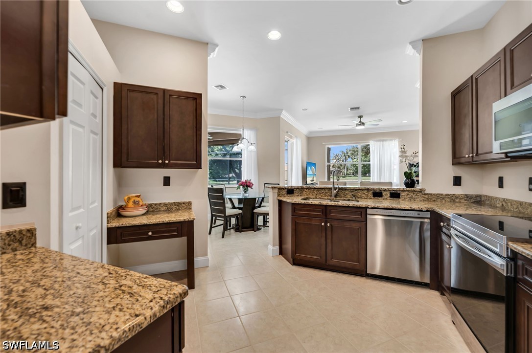 3 Bed Pool Home for Sale in Naples, photo 9