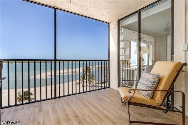 2 Bed Waterfront Home for Sale in Islands End Condo, photo 9