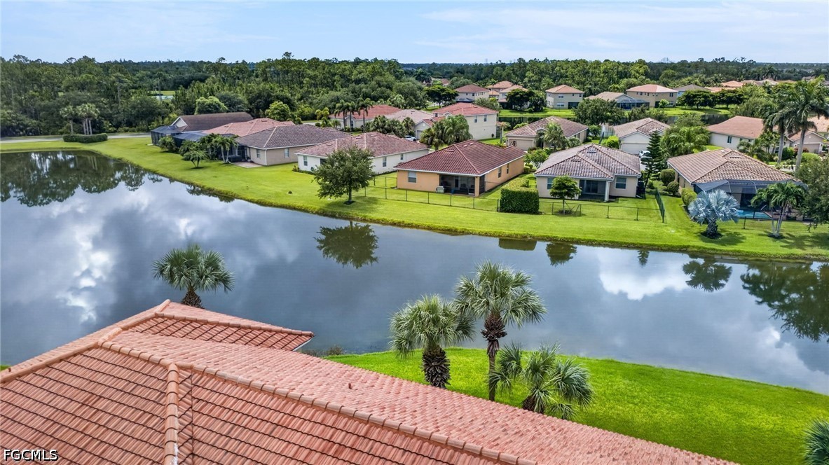 3 Bed Waterfront Home for Sale in Bella Vida, photo 9