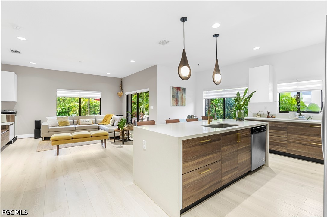 3 Bed SingleFamilyResidence for Sale in Maple Ridge, photo 9