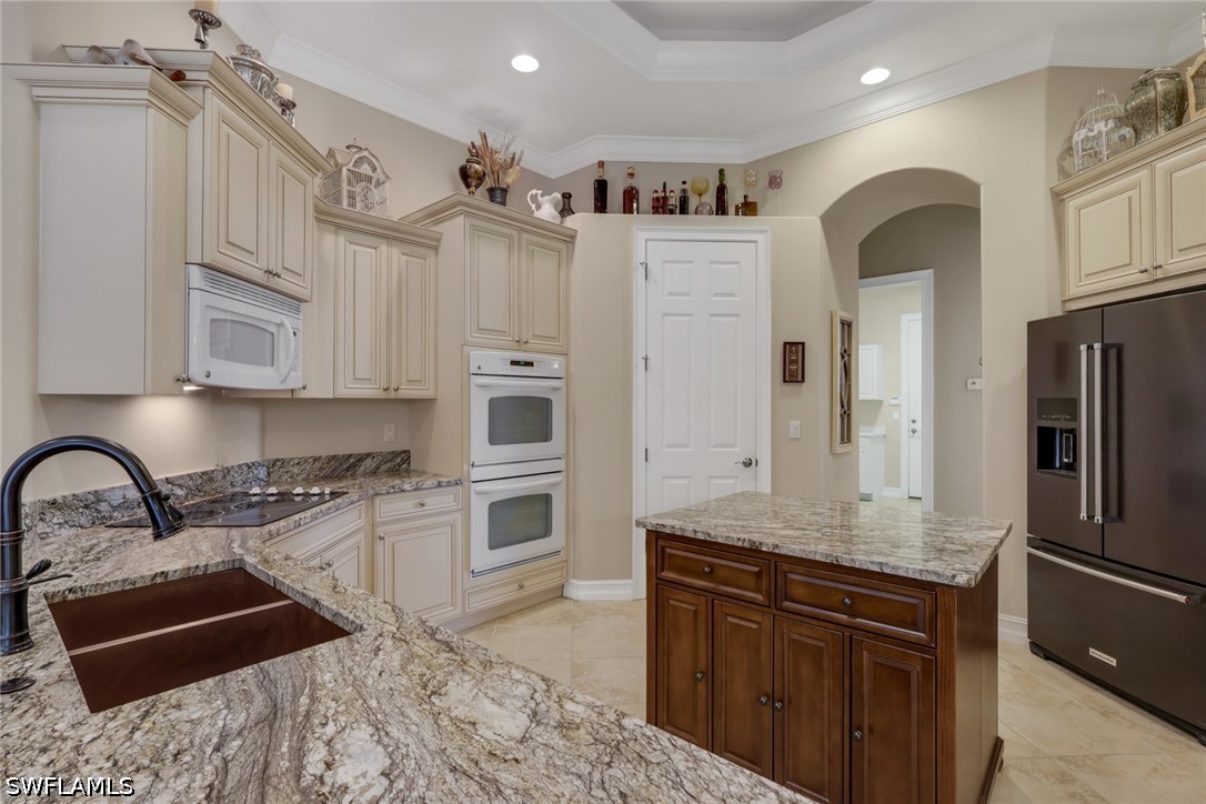 4 Bed Pool Home for Sale in Veridian, photo 9