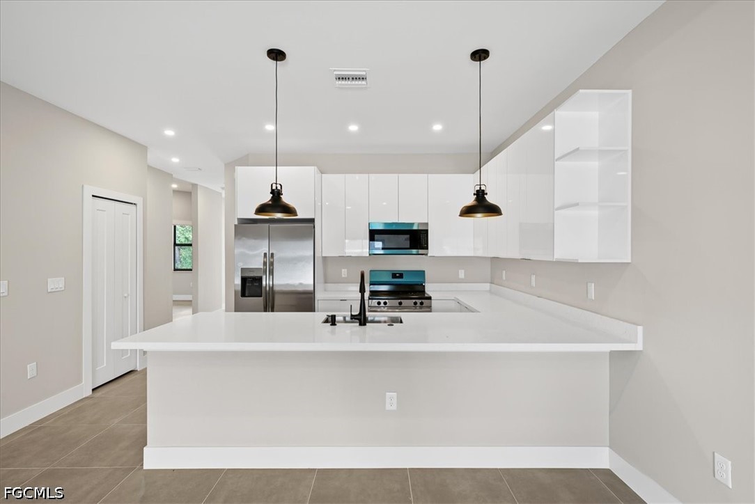 6 Bed Duplex for Sale in Lehigh Acres, photo 9