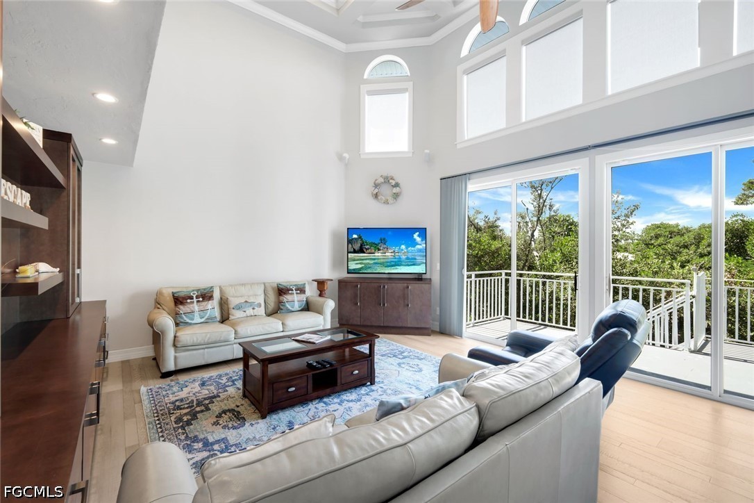 4 Bed Pool Home for Sale in Sanibel Estates, photo 9