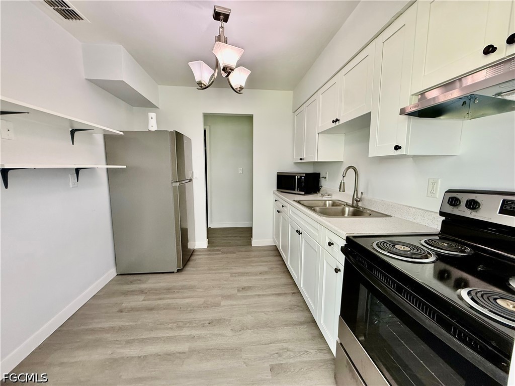2 Bed Attached for Sale in Lehigh Acres, photo 9