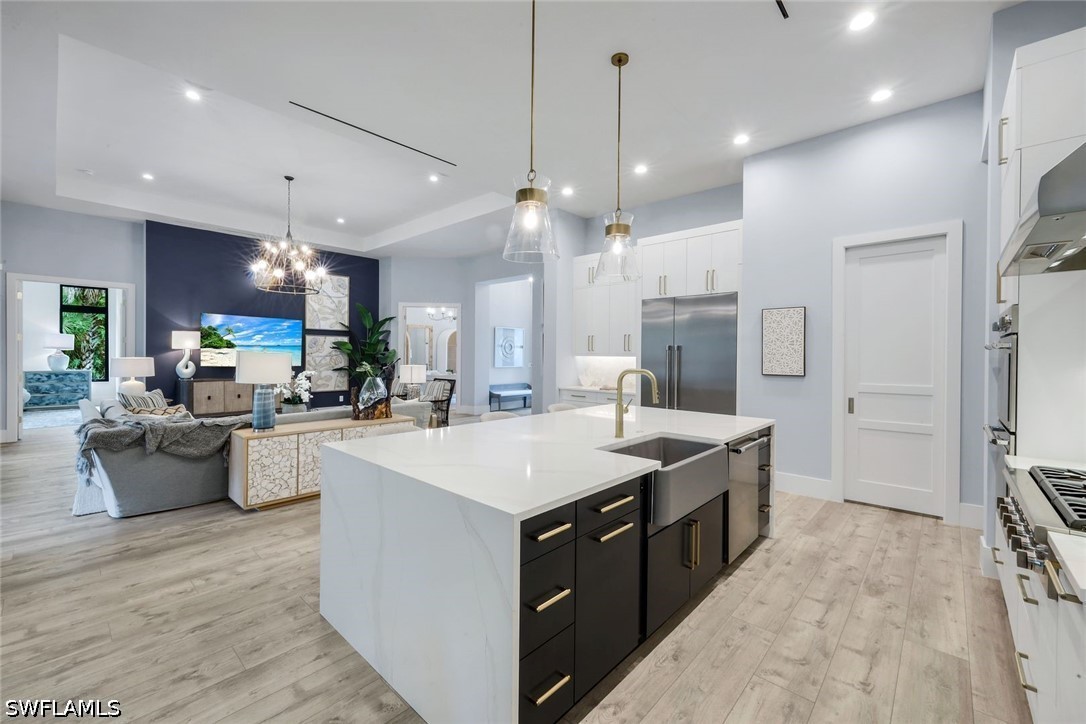 4 Bed SingleFamilyResidence for Sale in Naples, photo 9