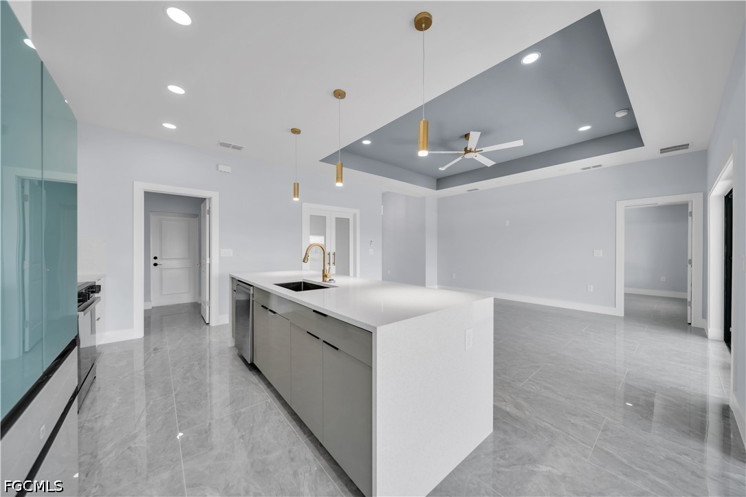3 Bed SingleFamilyResidence for Sale in Lehigh Acres, photo 9