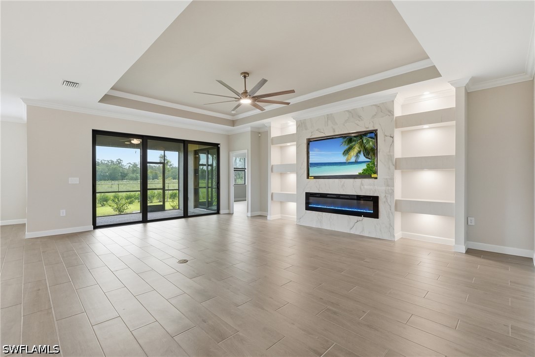 3 Bed SingleFamilyResidence for Sale in Estero, photo 9