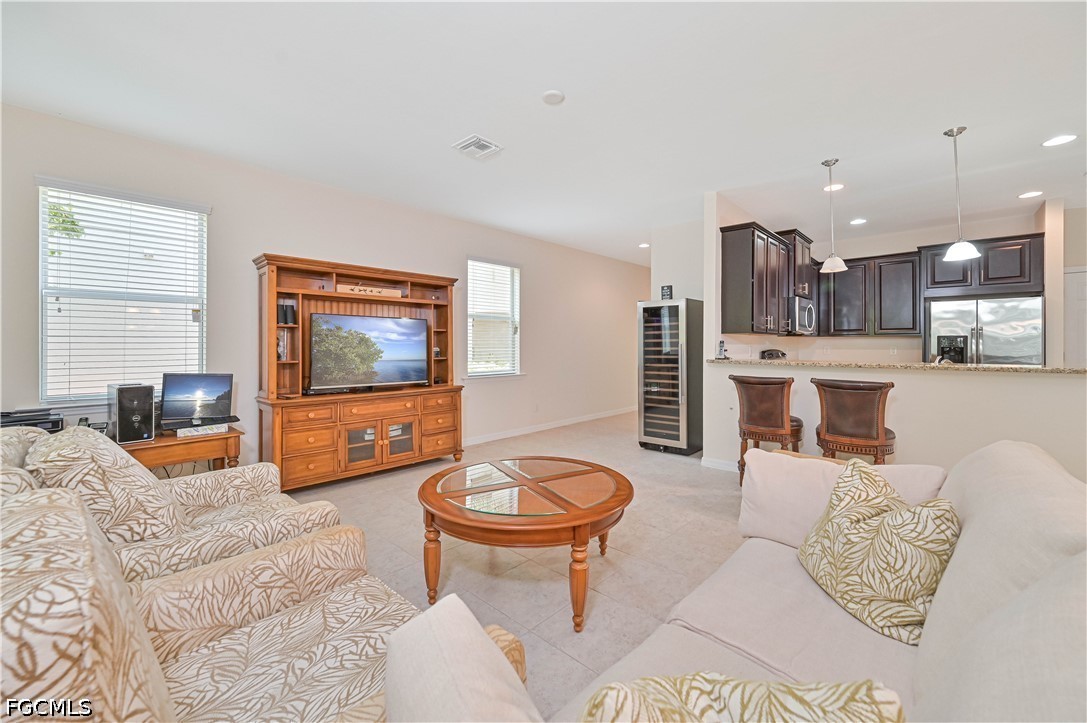3 Bed Townhouse for Sale in Somerset Townhomes, photo 9