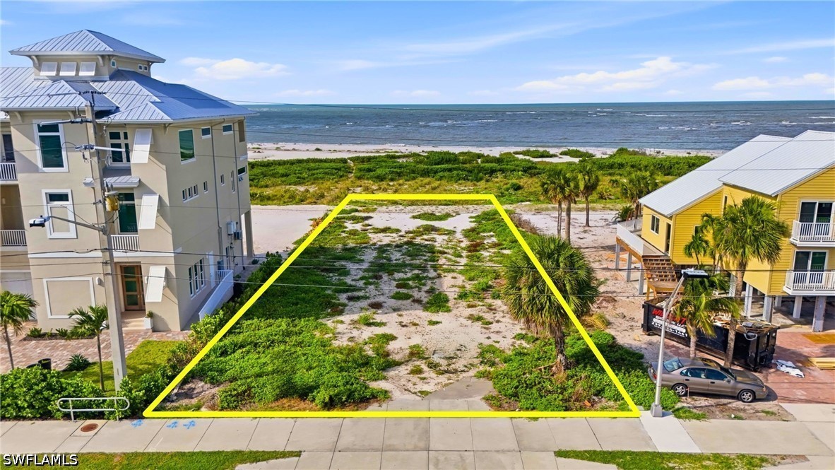 Waterfront Home for Sale in Grand Ole Man, photo 9