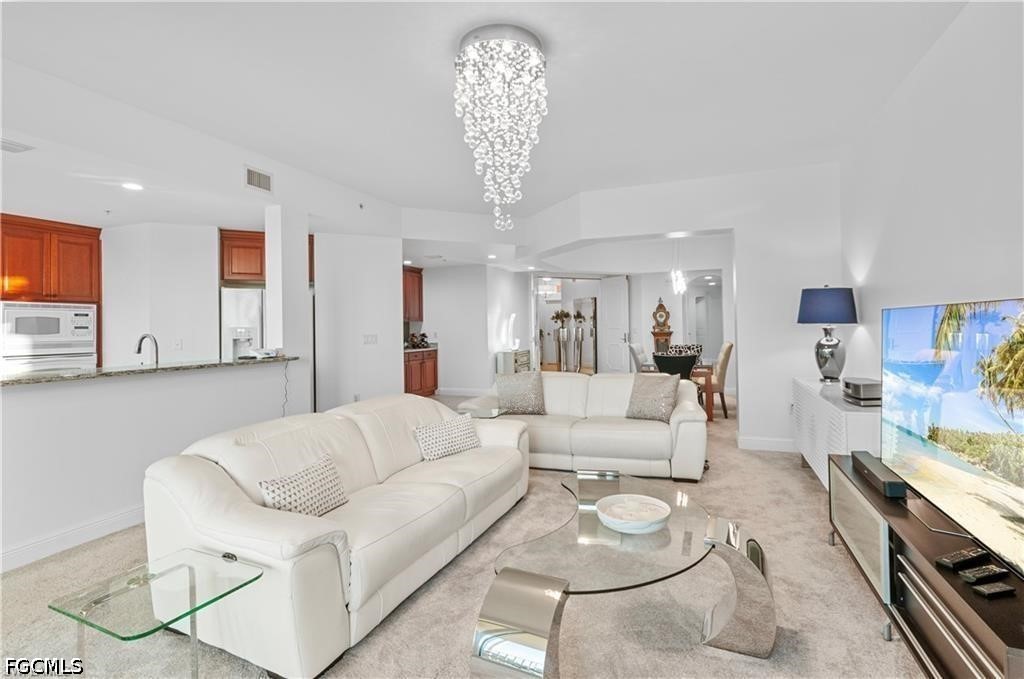 3 Bed Waterfront Home for Sale in Cape Coral, photo 9