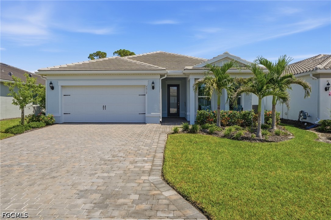 2 Bed SingleFamilyResidence for Sale in North Fort Myers, photo 9