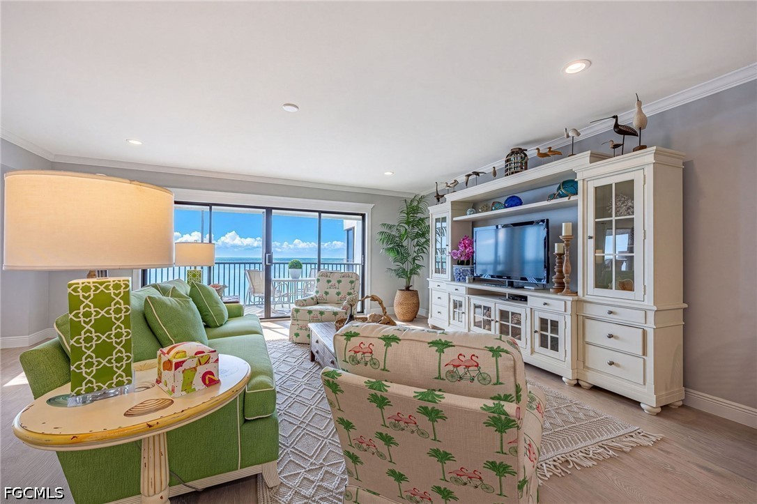 3 Bed Waterfront Home for Sale in Fort Myers, photo 9