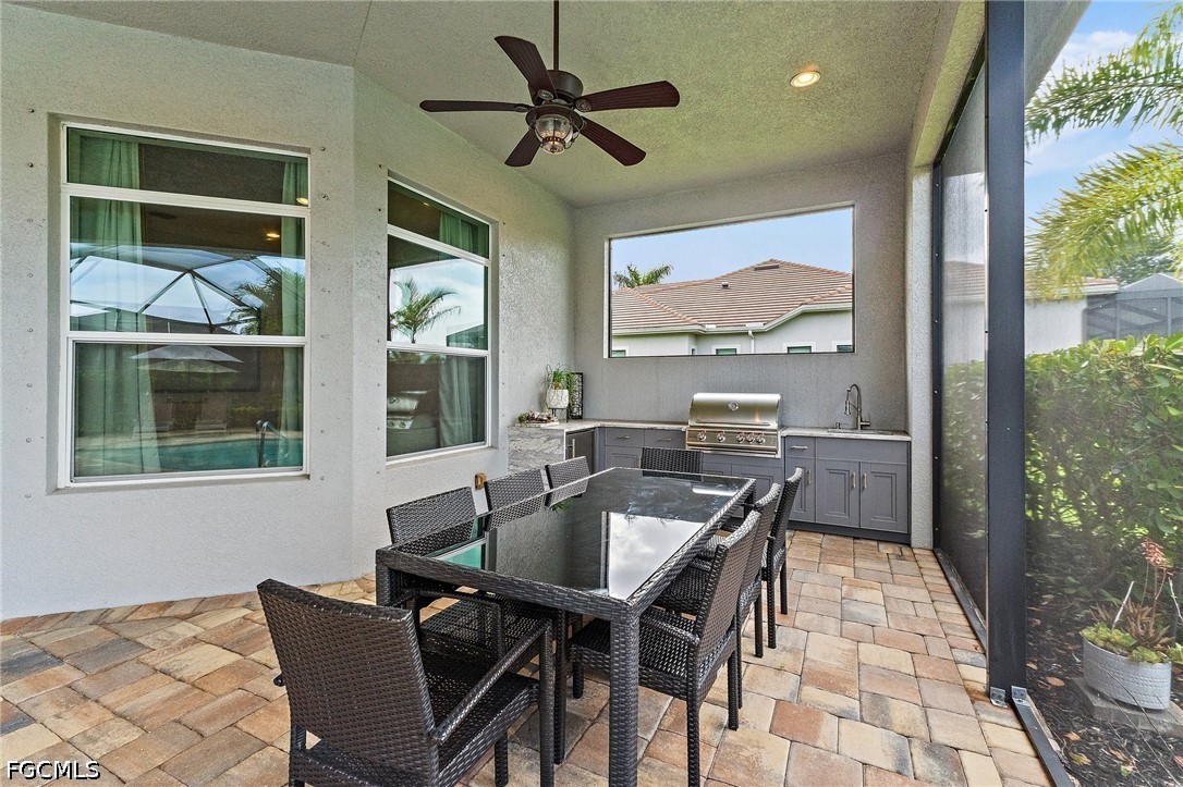 4 Bed Pool Home for Sale in Torrey Pines, photo 9