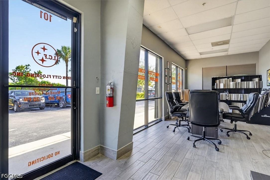 Office for Sale in Fort Myers, photo 9