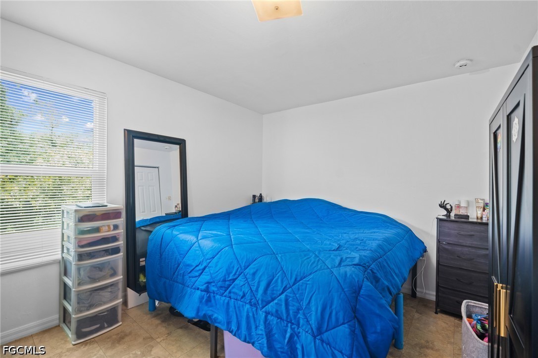 3 Bed SingleFamilyResidence for Sale in Lehigh Acres, photo 9