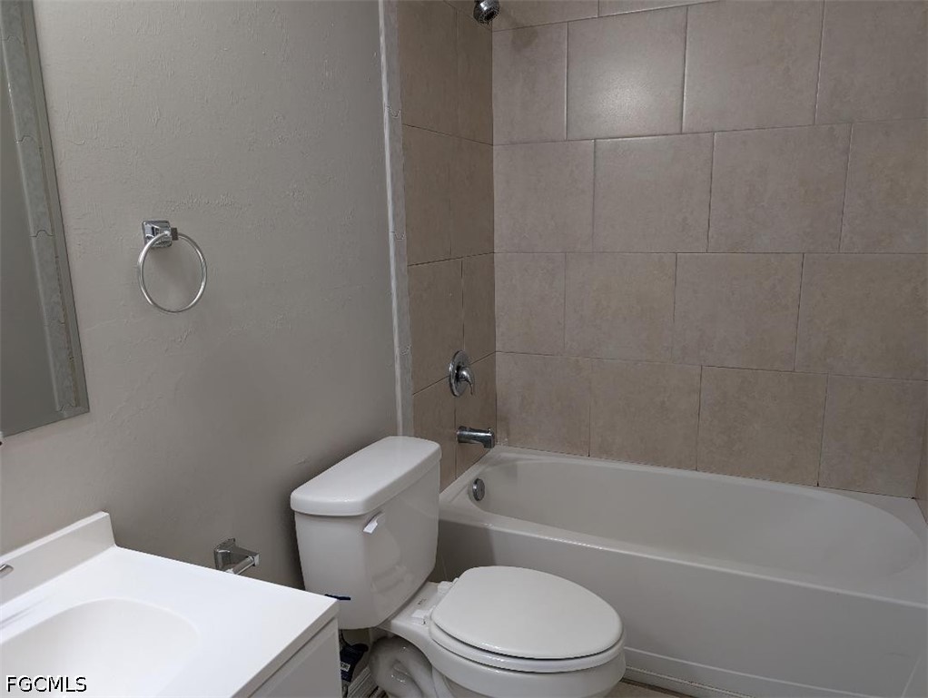 3 Bed Duplex for Sale in Cape Coral, photo 9